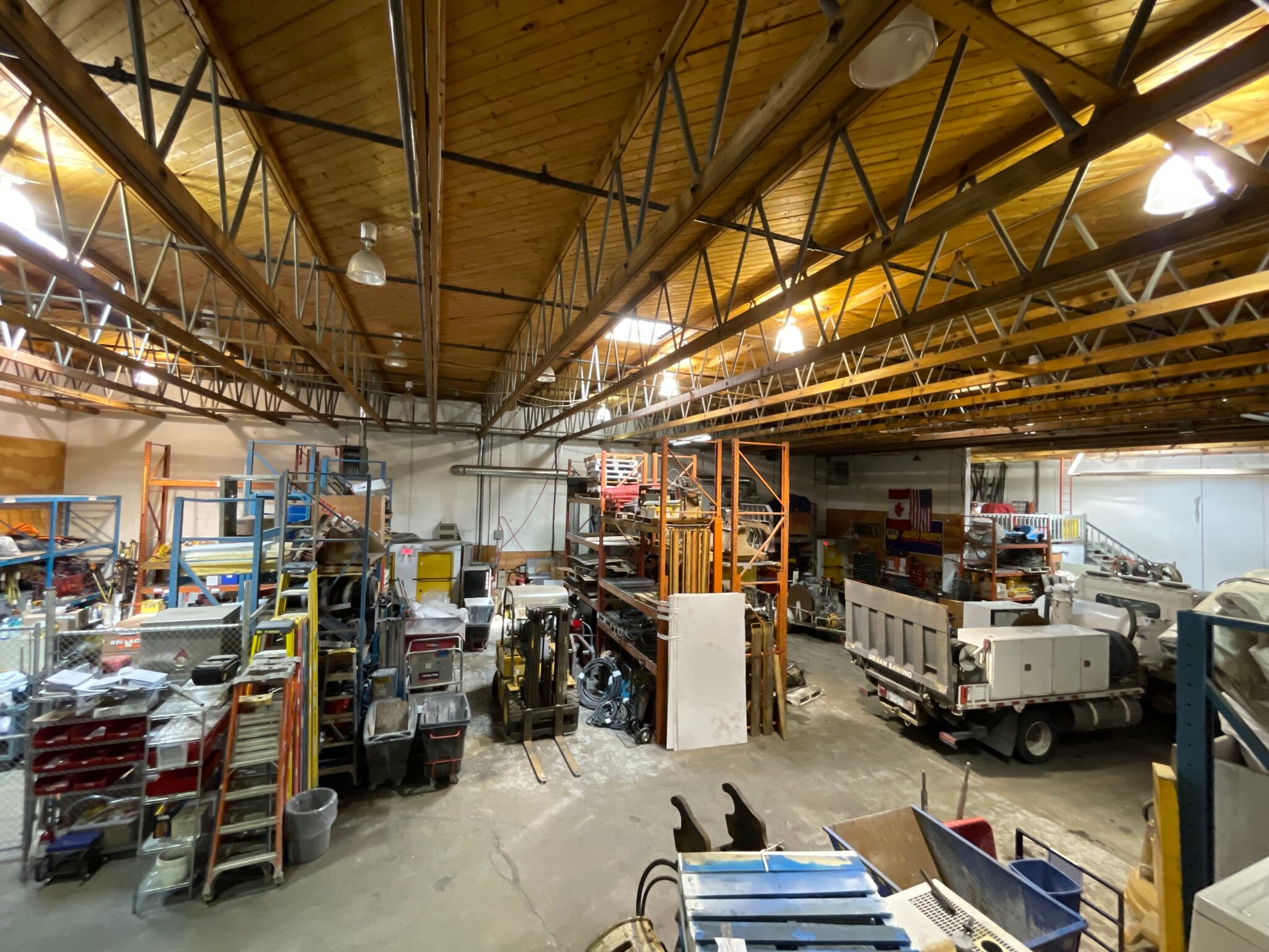 211 Schoolhouse St, Coquitlam, BC à louer Photo intérieure- Image 1 de 4