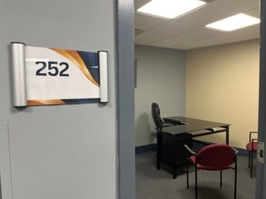 900 Granby St, Norfolk, VA à louer Photo intérieure- Image 2 de 5