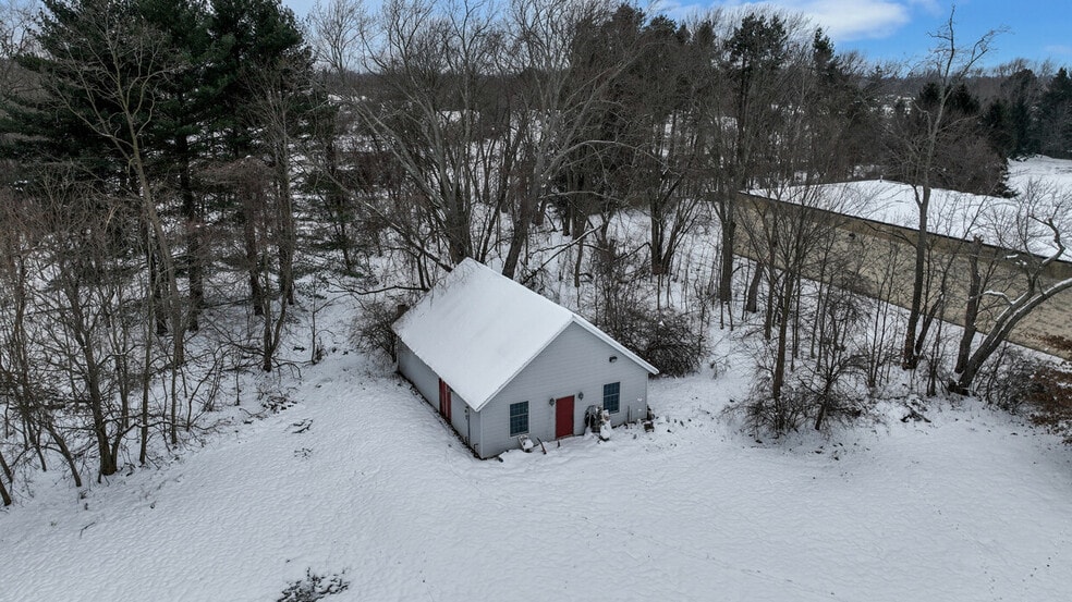 17960 Pearl Rd, Strongsville, OH for lease - Aerial - Image 3 of 4