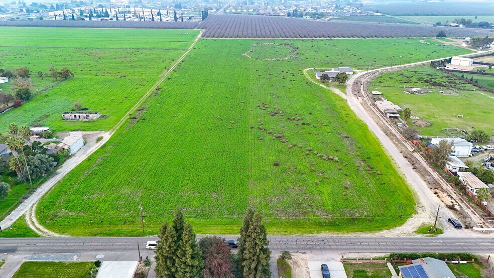 6676 Gertrude Ave, Winton, CA à vendre - Aérien - Image 3 de 5