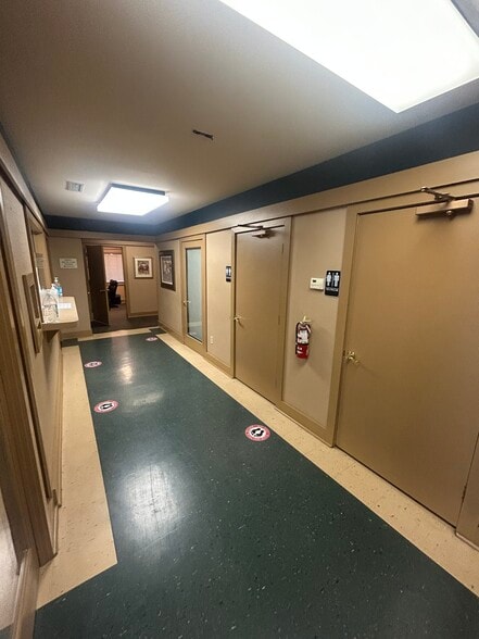 27 Memorial Medical Dr, Greenville, SC for sale - Building Photo - Image 3 of 9