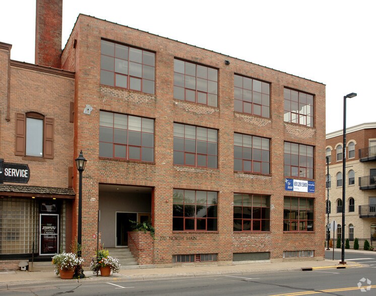 270 N Main St, Stillwater, MN à vendre - Photo du bâtiment - Image 3 de 3