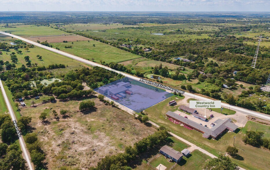 1005 NW 4th St, Hubbard, TX à vendre - Photo du bâtiment - Image 2 de 7