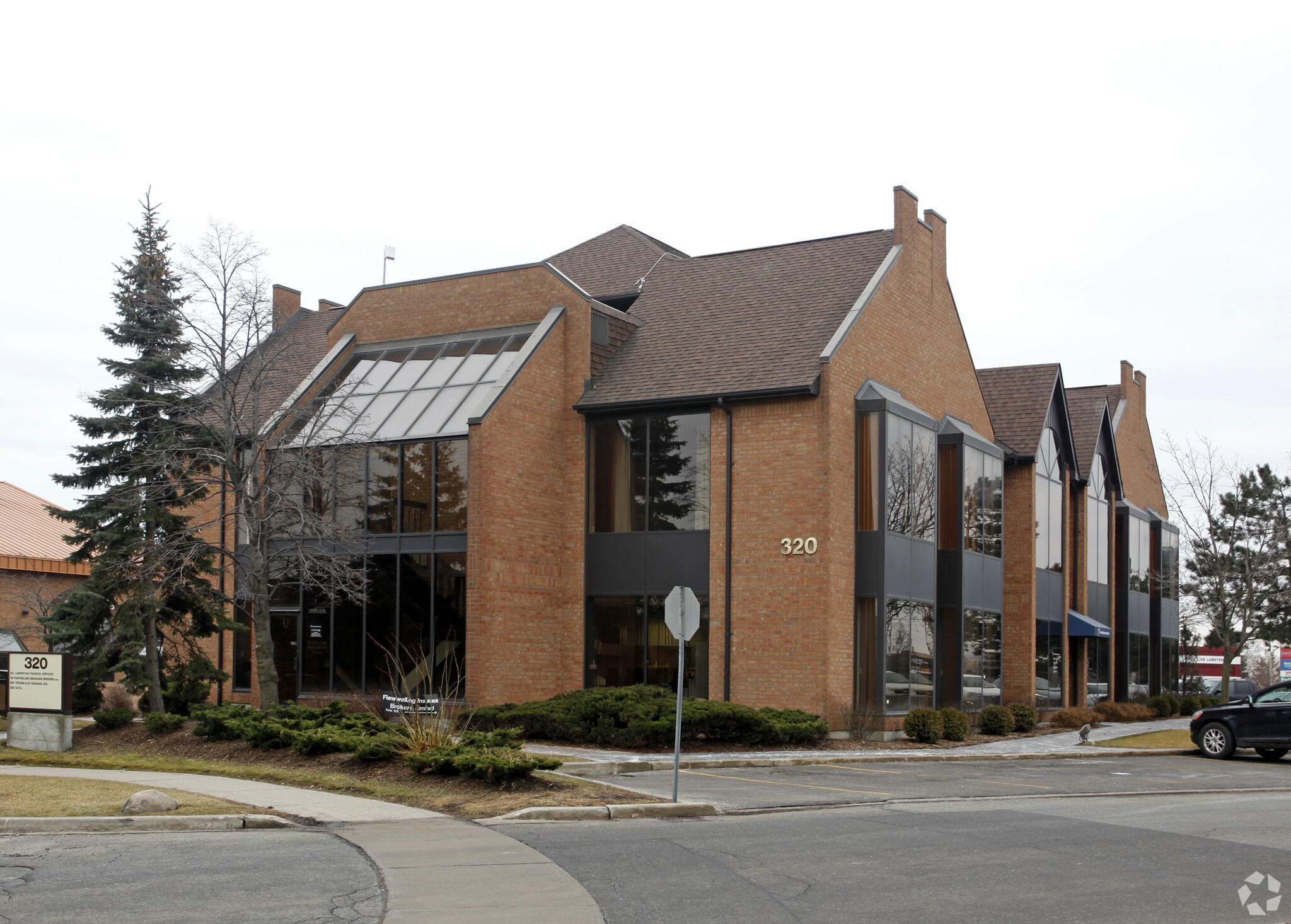 320 N Queen St, Toronto, ON for lease Primary Photo- Image 1 of 3