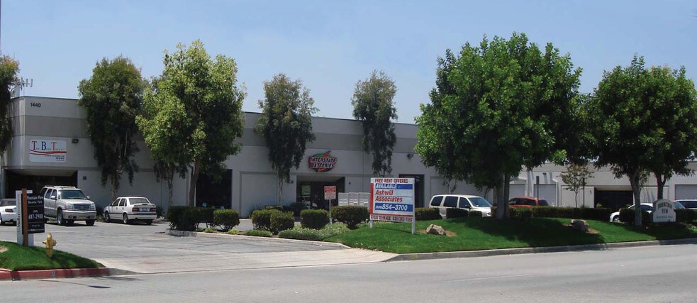 1438-1442 Arrow Hwy, Irwindale, CA à louer - Photo du bâtiment - Image 2 de 2