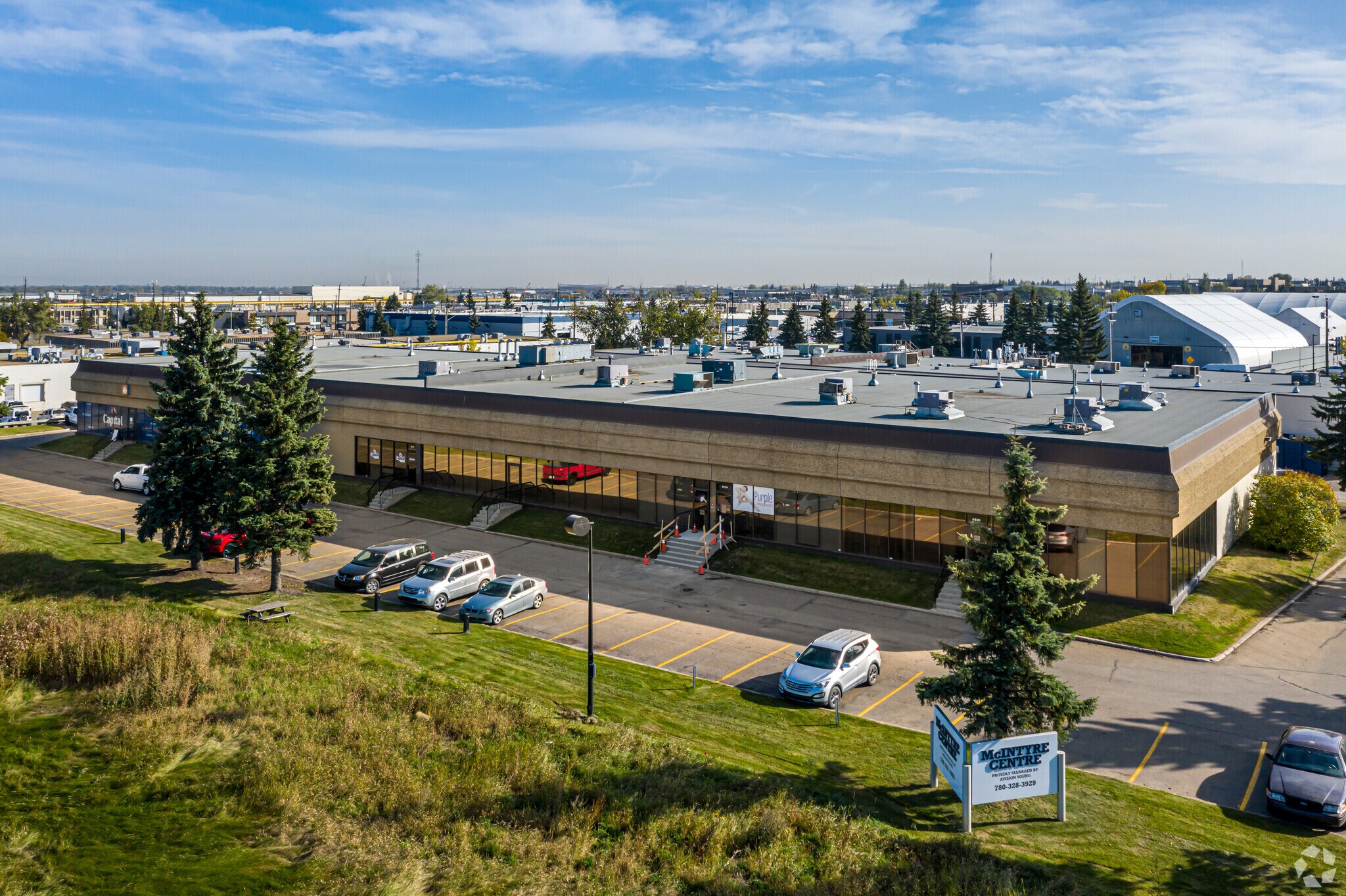 4906-4924 89 St NW, Edmonton, AB à vendre Photo principale- Image 1 de 1