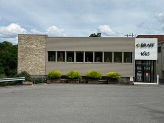 Plus de détails pour 1665 Washington Rd, Pittsburgh, PA - Commerce de détail à louer