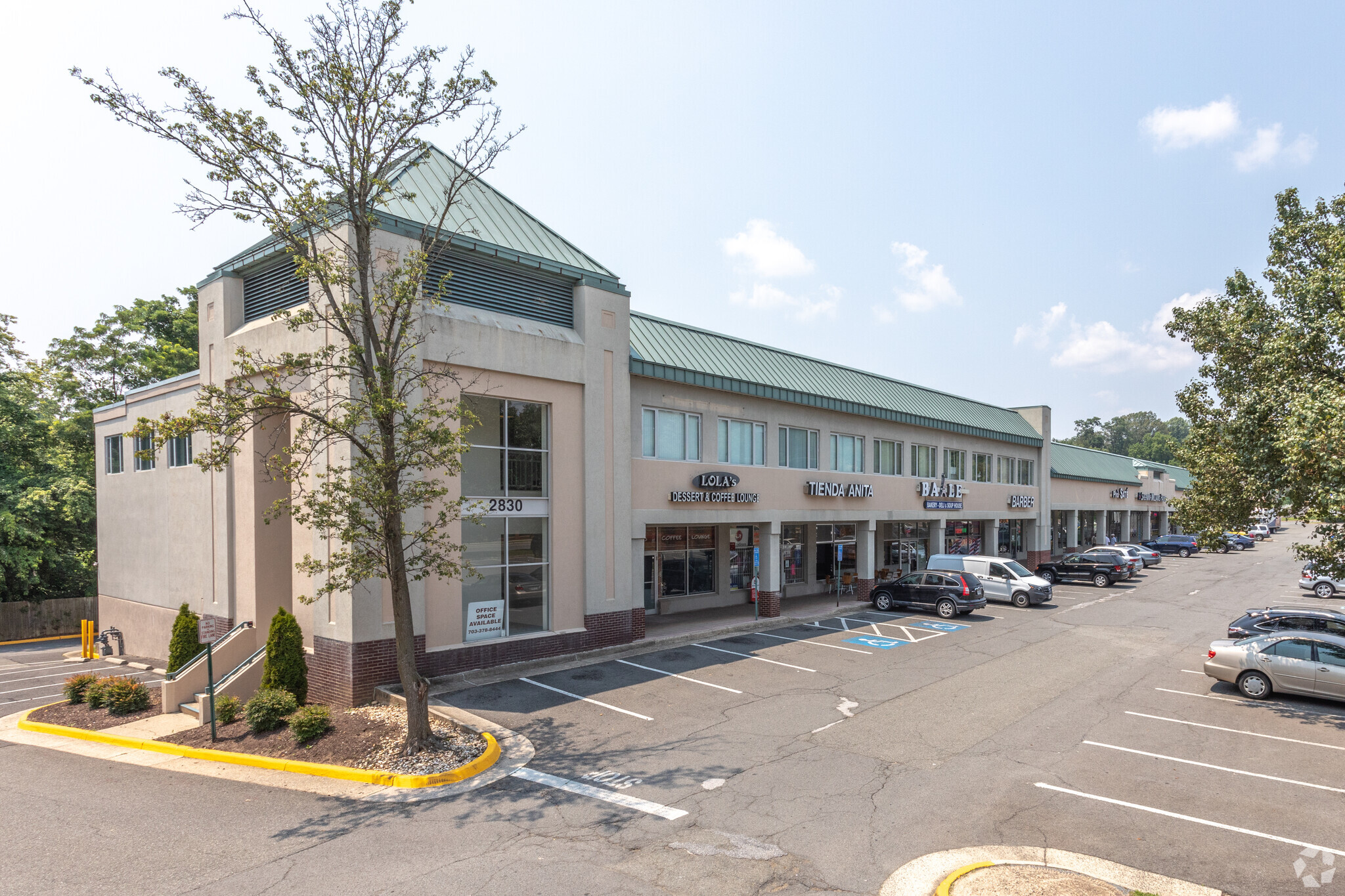 2792-2840 Graham Rd, Falls Church, VA à vendre Photo principale- Image 1 de 1