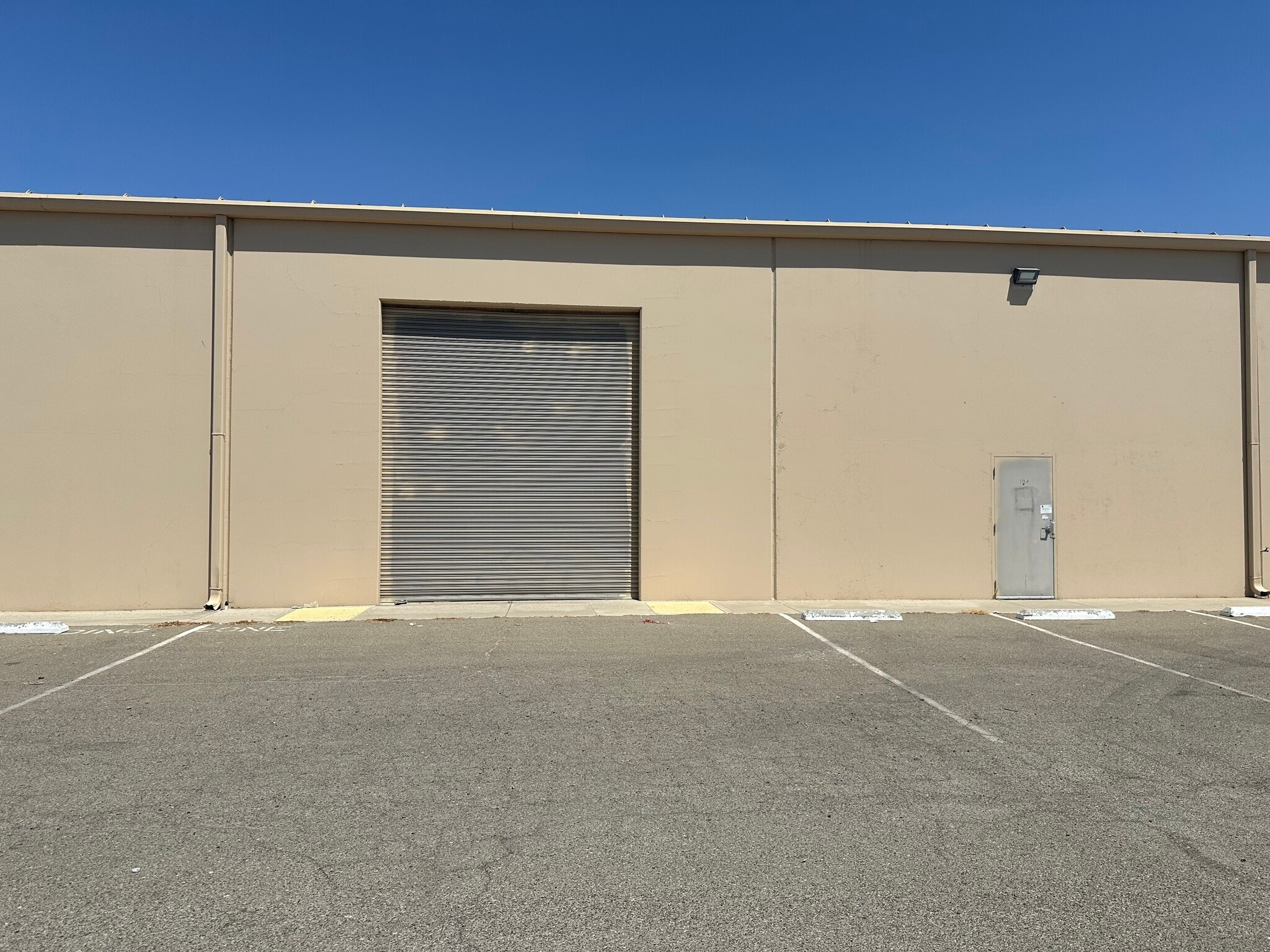528 Noble St, Madera, CA for lease Building Photo- Image 1 of 5