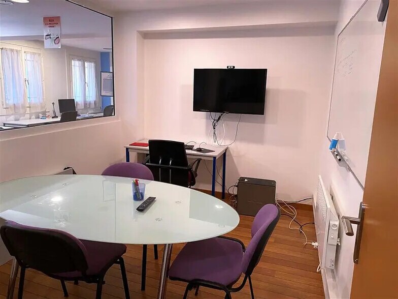 Office in Puteaux for lease - Interior Photo - Image 3 of 7