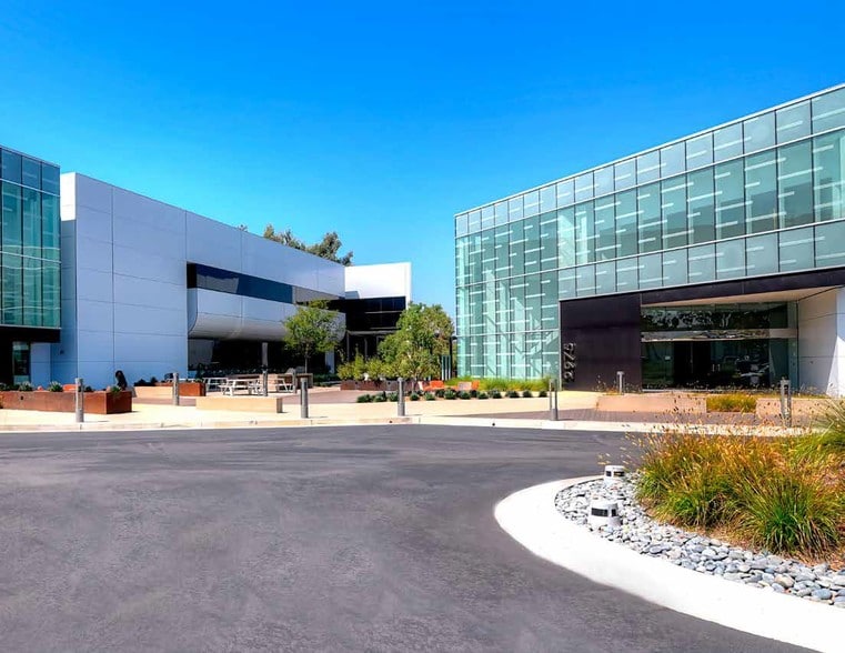 2995 Red Hill Ave, Costa Mesa, CA for lease - Building Photo - Image 3 of 3