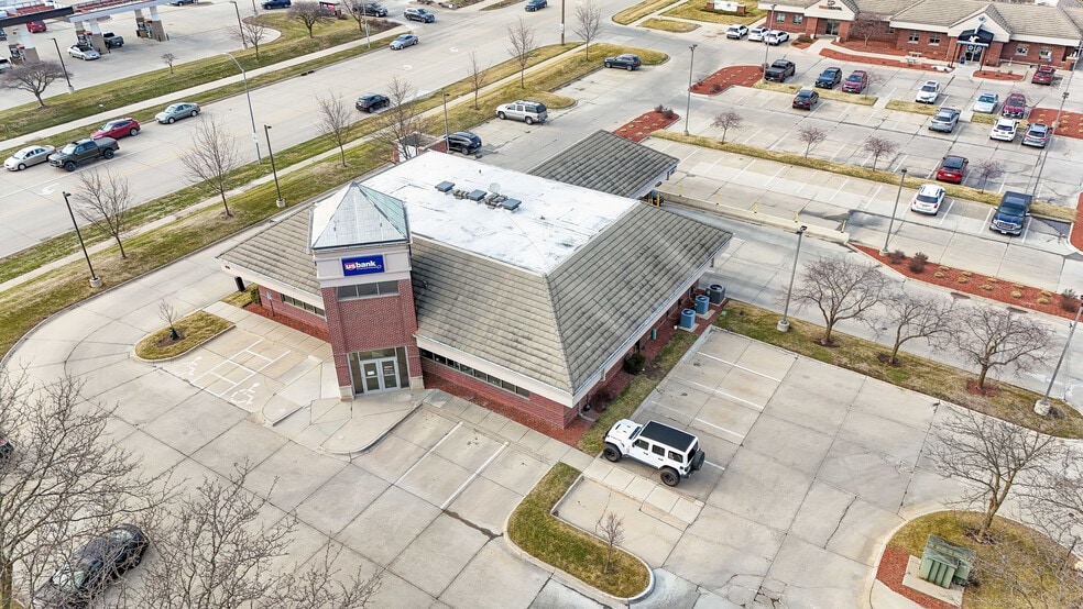245 50th St, West Des Moines, IA à vendre - Aérien - Image 2 de 5