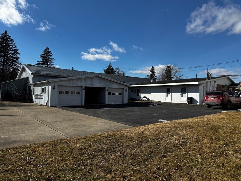 34 Pratt Ave, Towanda, PA à vendre - Photo du bâtiment - Image 3 de 16