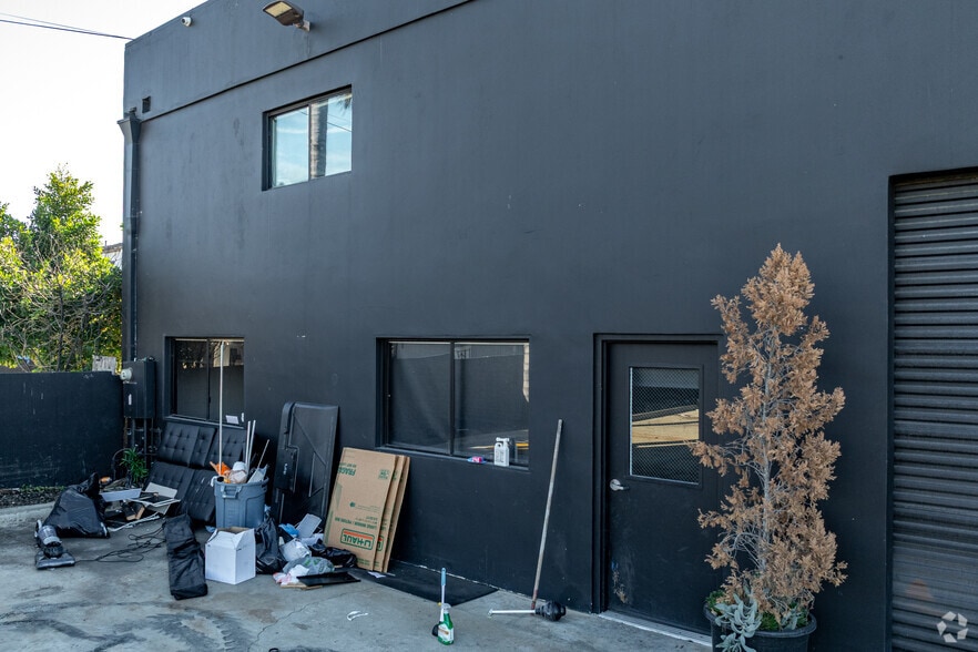 308 E 2nd Ave, La Habra, CA à vendre - Photo du bâtiment - Image 3 de 17