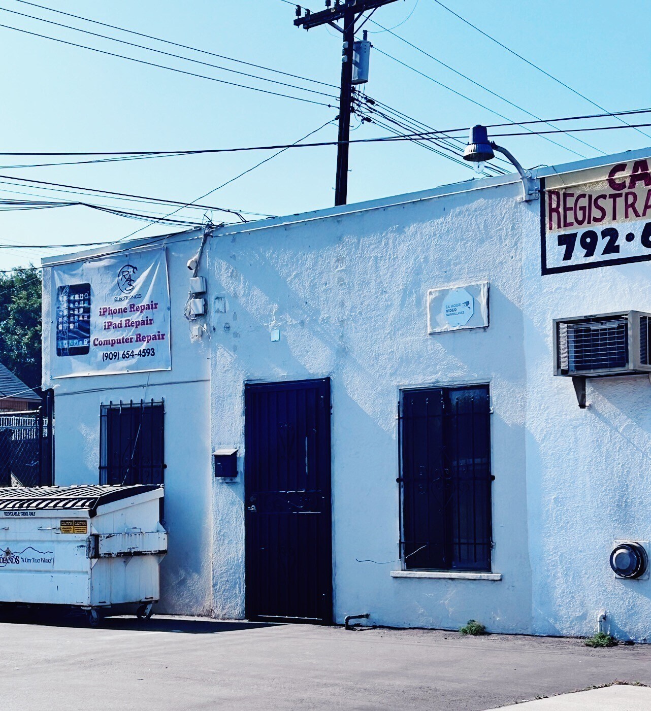 1032 Orange St, Redlands, CA for lease Building Photo- Image 1 of 4