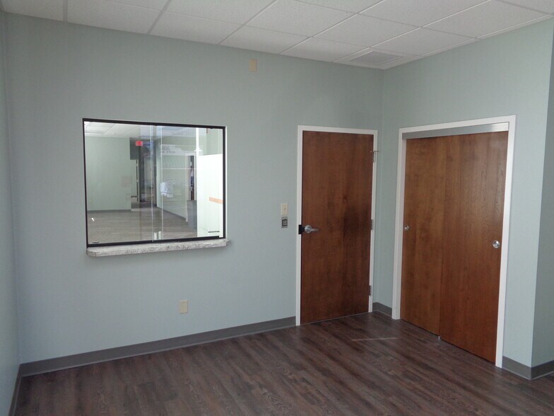 2419 Westgate Dr, Albany, GA à louer - Photo du bâtiment - Image 3 de 11