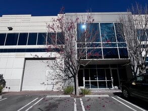 26320 Diamond Pl, Santa Clarita, CA for lease Building Photo- Image 1 of 10