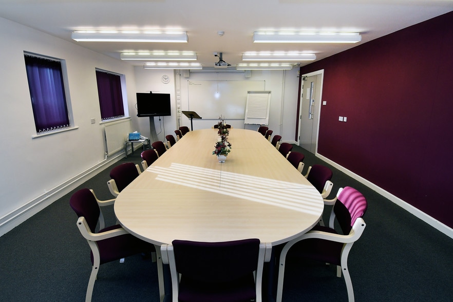 Enterprise Way, Bridlington for lease - Interior Photo - Image 2 of 5