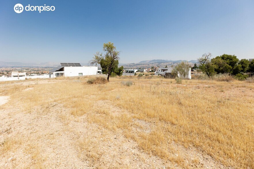 Calle Río Guadalfeo, 34, La Zubia, Granada for sale - Site Plan - Image 2 of 17