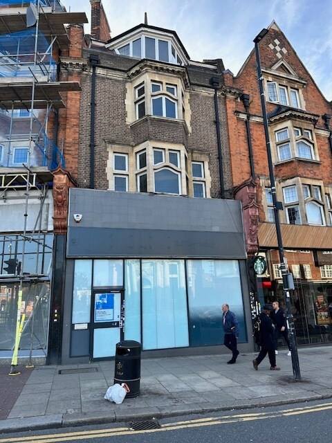 5 Golders Green Rd, Londres à louer Photo principale- Image 1 de 2