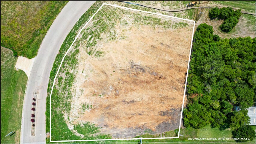 2.19 Acres Bagby Ave and Alliance Pky, Hewitt, TX à vendre - Photo du bâtiment - Image 2 de 6