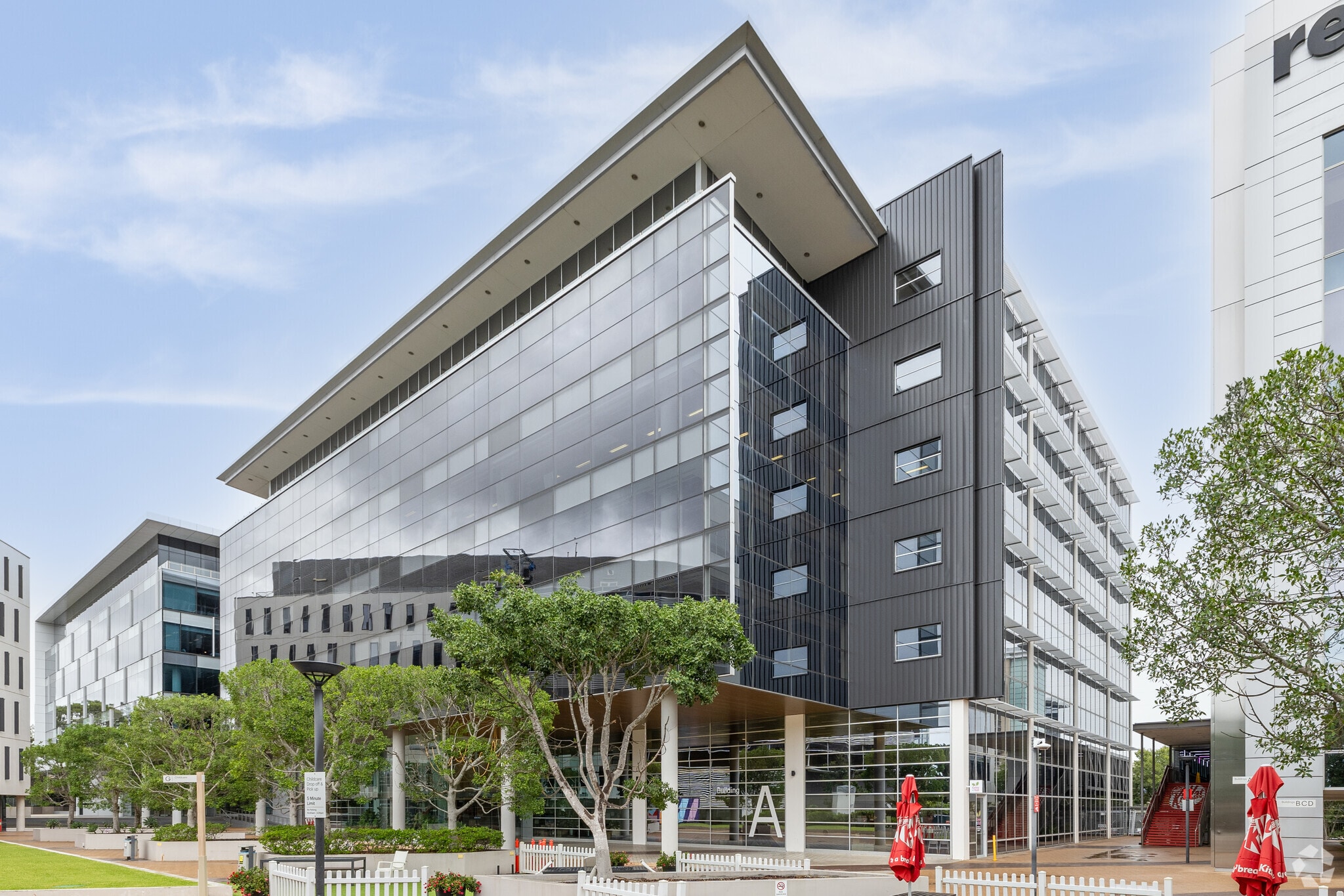 1A Homebush Bay Dr, RHODES for lease Primary Photo- Image 1 of 7
