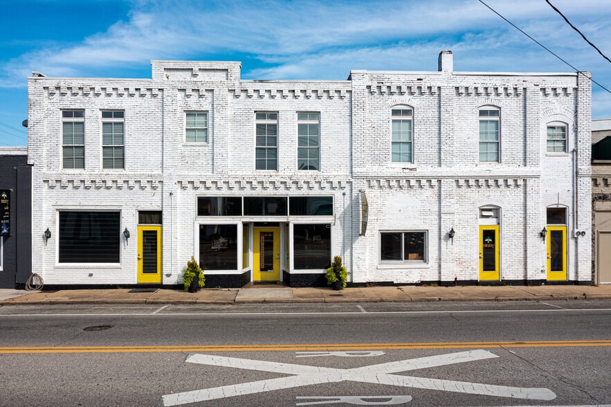 108 Cumberland St E, Cowan, TN for sale - Building Photo - Image 2 of 44