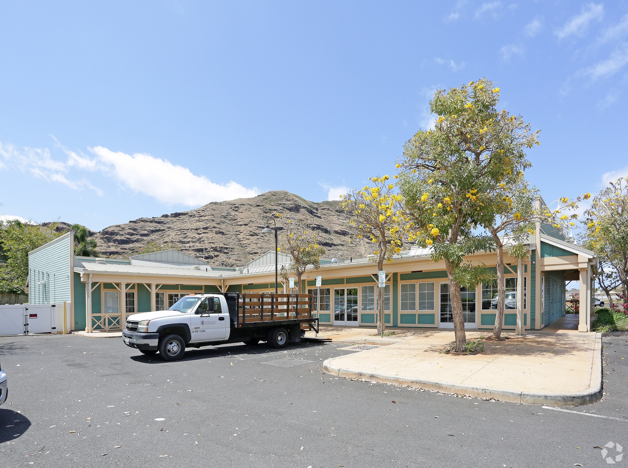 87-1988 Pakeke St, Waianae, HI for lease Building Photo- Image 1 of 13