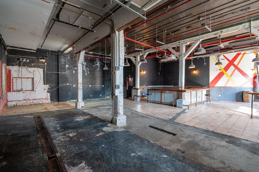 300 Richardson St, Brooklyn, NY à louer - Photo intérieure - Image 2 de 9