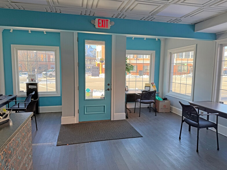 495-503 Main, Dover, NH 03820, Dover, NH for lease - Building Photo - Image 3 of 5