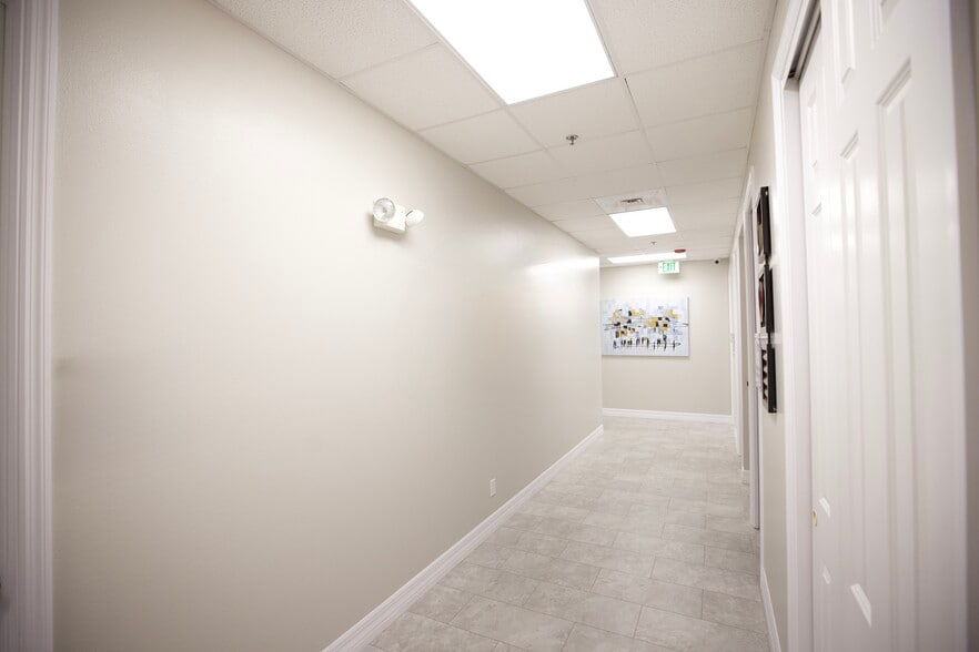 21942 Edgewater Dr, Port Charlotte, FL for sale - Building Photo - Image 3 of 12
