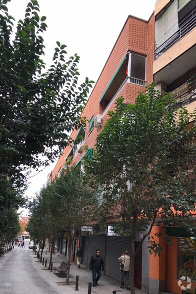 Calle Soria, 7, Alcorcón, Madrid à vendre - Photo du bâtiment - Image 2 de 2