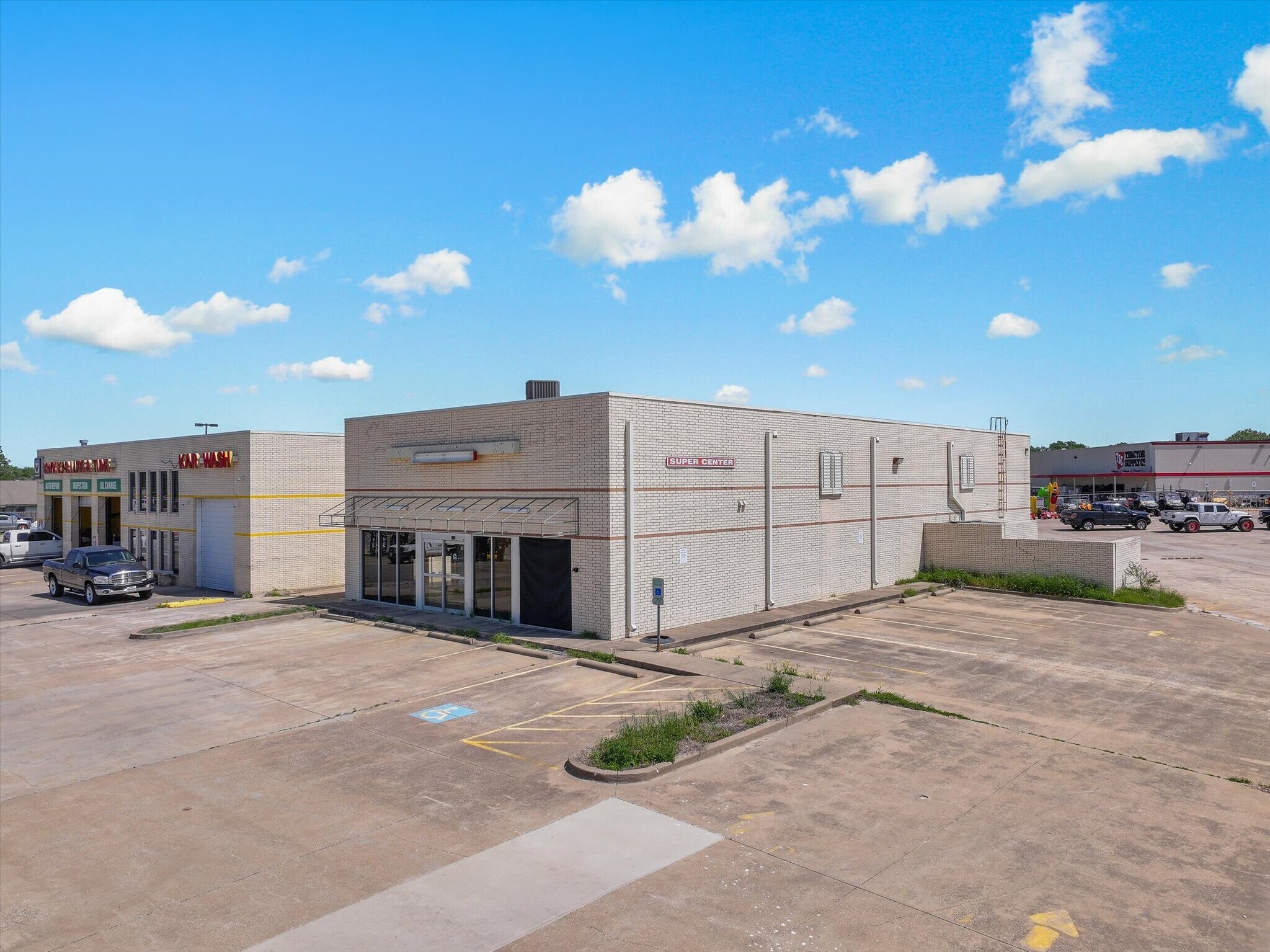 94 State Highway 205, Terrell, TX à vendre Photo du bâtiment- Image 1 de 18