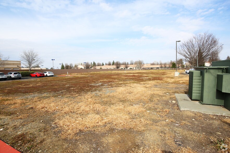 8235 E Stockton Blvd, Elk Grove, CA for sale - Primary Photo - Image 1 of 1