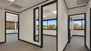 1733 Woodside Rd, Redwood City, CA for lease Interior Photo- Image 2 of 4