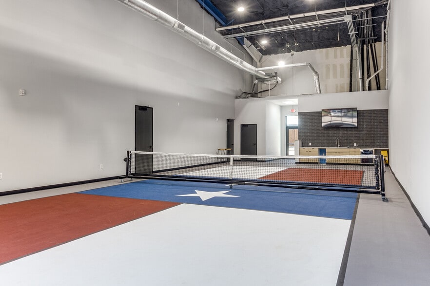 351 E Hudgins St, Grapevine, TX à vendre - Photo intérieure - Image 3 de 23