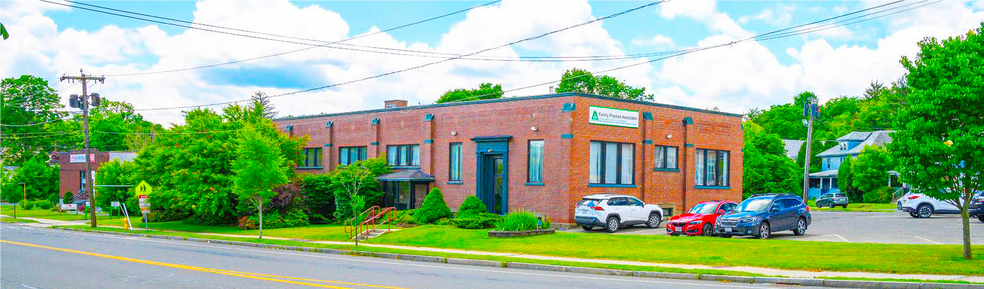 20 Elm St, Pittsfield, MA à vendre - Photo du bâtiment - Image 3 de 14