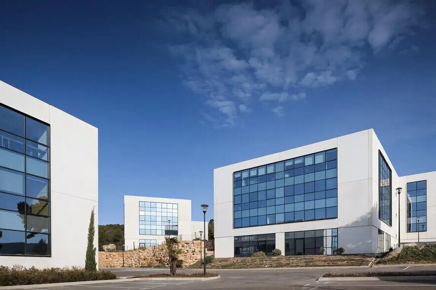 297 Avenue Du Mistral, La Ciotat for lease - Building Photo - Image 3 of 4