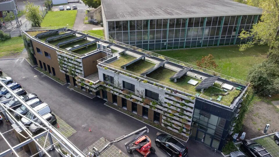 Bureau dans Cenon à louer Photo du bâtiment- Image 1 de 7