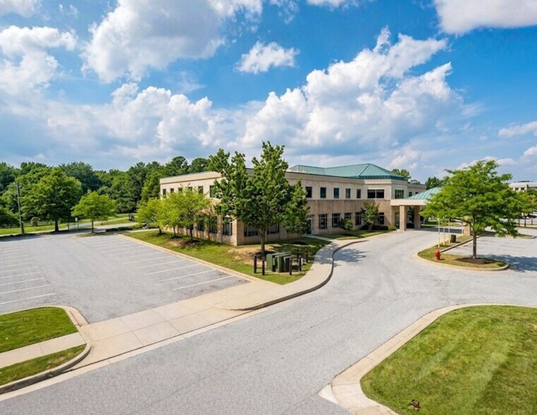 6830 Hospital Dr, Rosedale, MD à vendre - Photo du bâtiment - Image 3 de 4