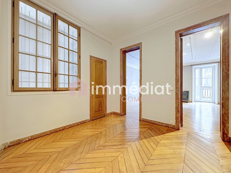 136 Rue Du Faubourg Saint-Honoré, Paris à louer - Photo intérieure - Image 3 de 13