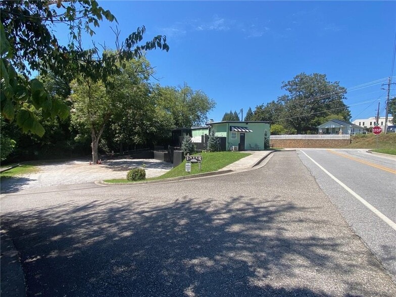 270 E Main St, Dahlonega, GA à vendre - Photo du bâtiment - Image 3 de 10