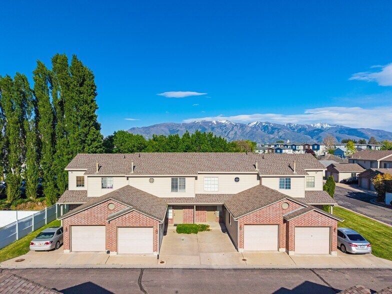 830 S 550 E, Clearfield, UT à vendre - Photo du bâtiment - Image 3 de 6