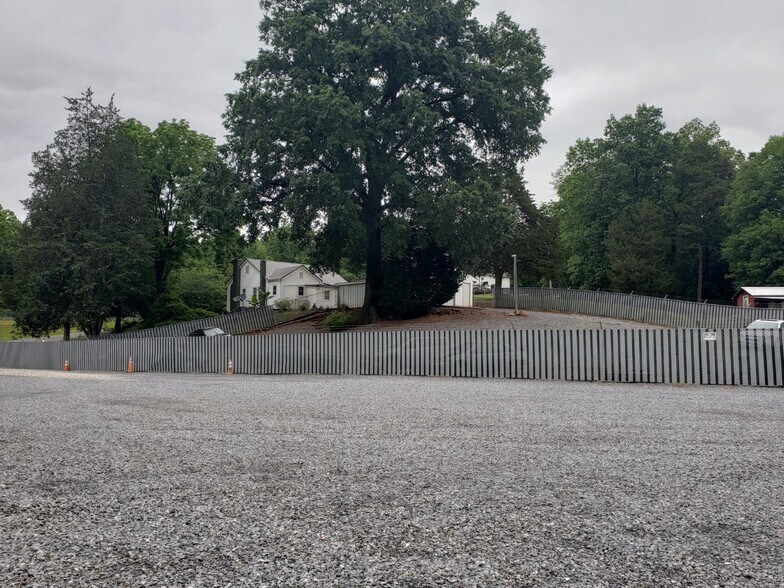 4239 Kings Mountain Hwy, Bessemer City, NC à vendre - Photo du bâtiment - Image 3 de 14