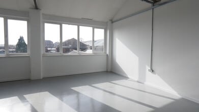 Lawley St, Stoke On Trent for lease Interior Photo- Image 1 of 3