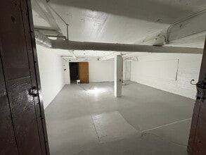 1549 University Ave W, Saint Paul, MN à louer Photo intérieure- Image 2 de 4