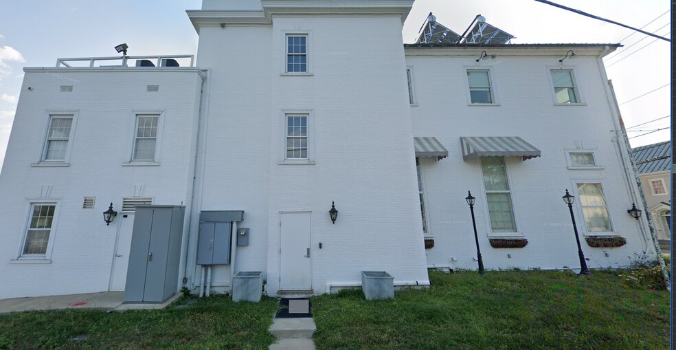 8372 W Main St, Marshall, VA à vendre - Photo du bâtiment - Image 2 de 3
