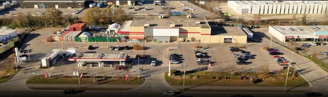 Plus de détails pour 1080 Victoria St N, Kitchener, ON - Commerce de détail à vendre