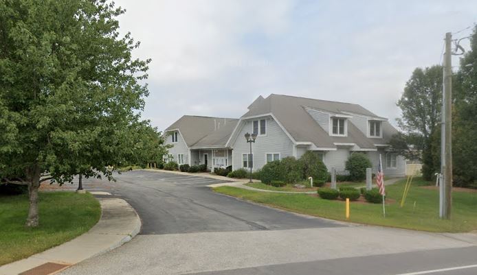 6 Ash St, Hollis, NH à vendre - Photo du bâtiment - Image 3 de 10