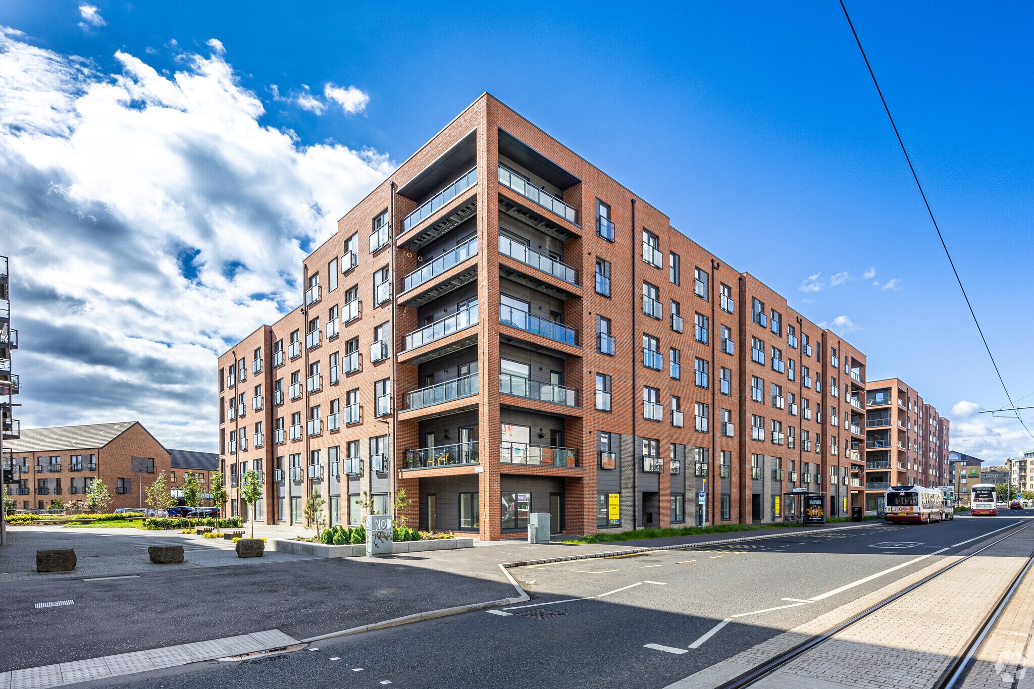 Waterfront Plaza, Edinburgh à louer Photo du bâtiment- Image 1 de 6